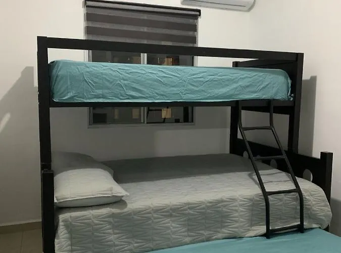 Сasa de vacaciones La Casa Del Arbol -4bed 3 Bath *