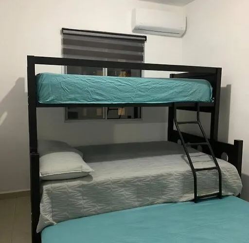 La Casa Del Arbol -4bed 3 Bath