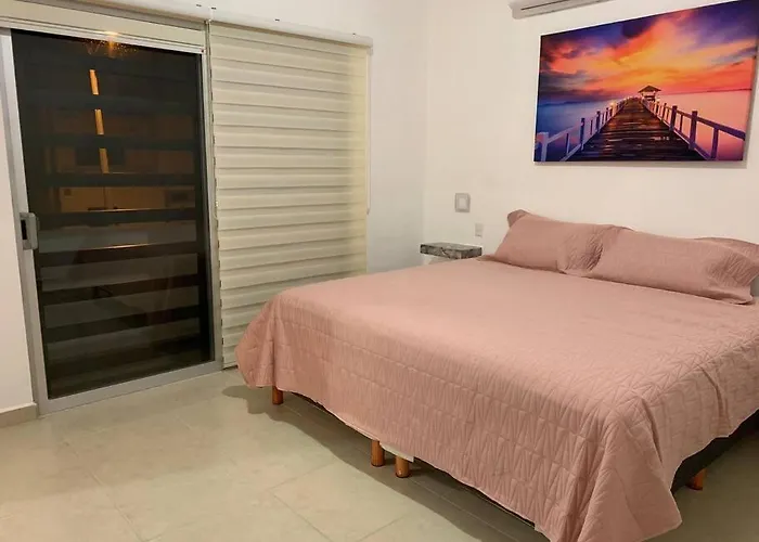 La Casa Del Arbol -4bed 3 Bath Puerto Morelos
