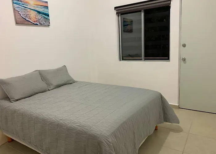 La Casa Del Arbol -4bed 3 Bath Сasa de vacaciones