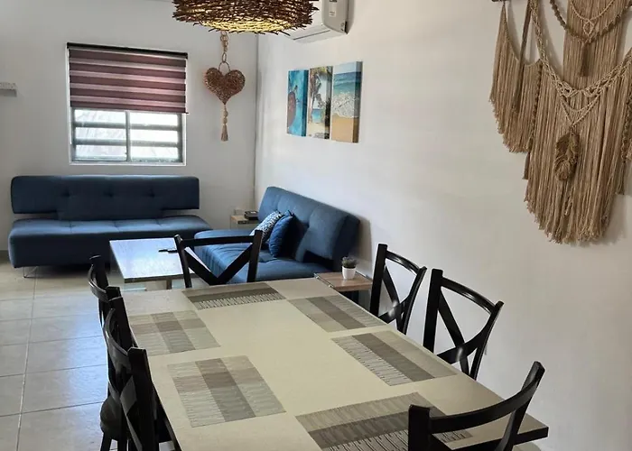 La Casa Del Arbol -4bed 3 Bath
